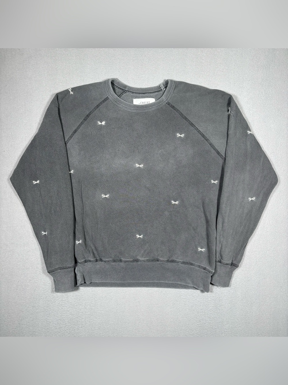 THE GREAT The College Embroidered Sweatshirt Women’s 0/x-Small Gray Bow Coquette